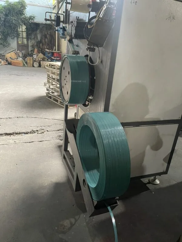 Máy sản xuất cuộn đai PET tại xưởng TABI